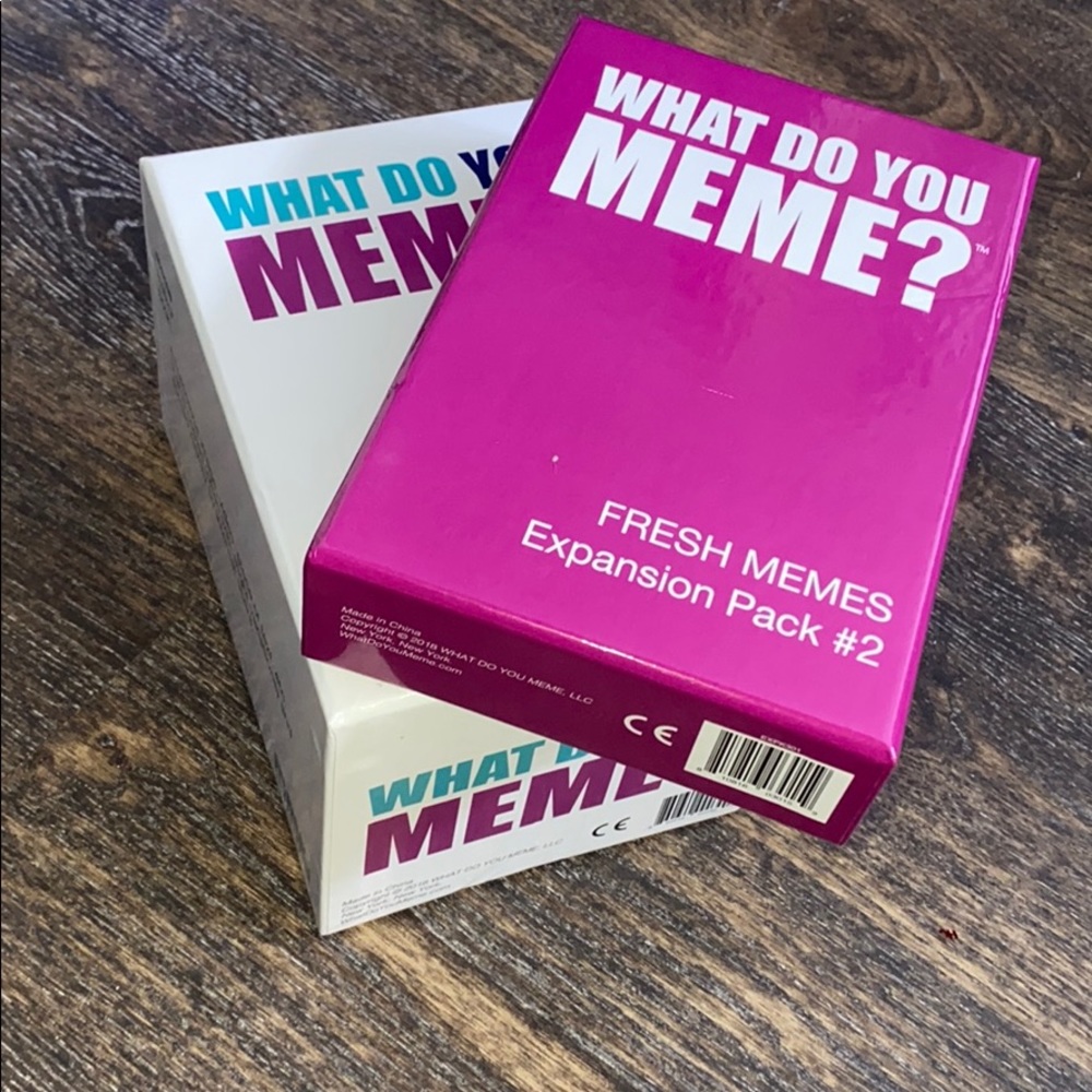 What do you meme? Game, includes two packs
